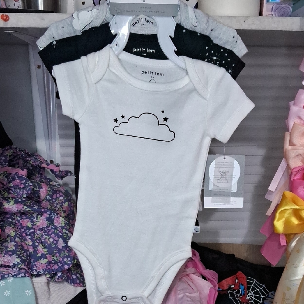 Petit Lem White Cloud Print Baby Onesie